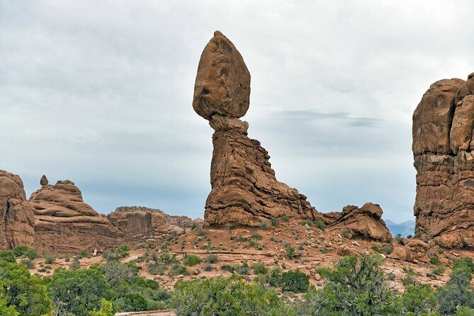 Arches National Park Morning & Afternoon Van Tours - Arches National Park by Van: Fast Access, Fewer Decisions