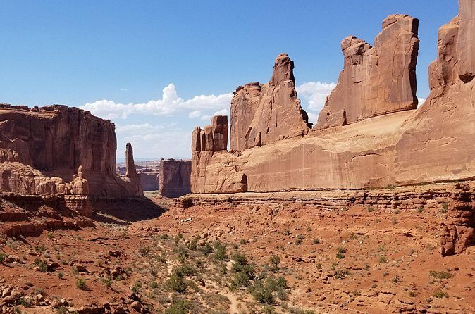 Arches National Park Morning & Afternoon Van Tours - Stop-by-Stop: The Route That Walks You Through Arches