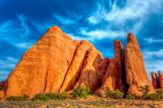 Discover The Best Of Moab In A Day: Arches Canyonlands Dead Horse - Arches National Park First: Balanced Rock to the Windows Area