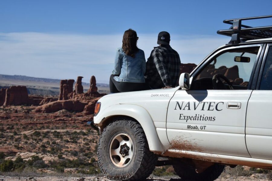From Moab: Half-Day Arches National Park 4x4 Driving Tour - Exit via an old cowboy trail: how you end with momentum