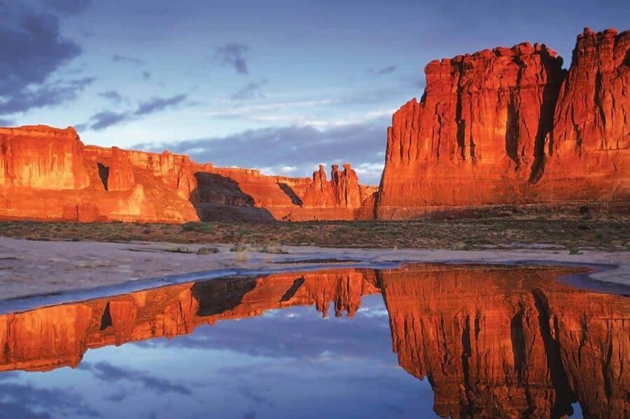 Moab: Arches National Park Morning Adventure Tour - Moab Adventure Center Departure: How the 4 Hours Run