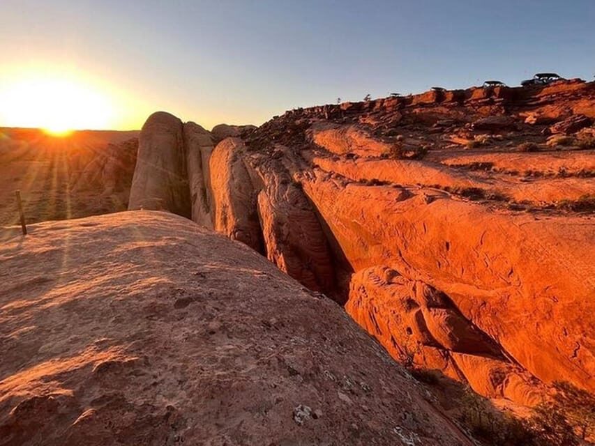 Moab: U-Drive UTV Sunset Guided Adventure on Hell's Revenge - Desert Natural History and Ancient Cultures, Explained on the Move