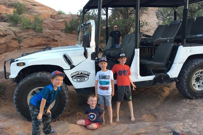 Moab’s Original Hummer Adventure: Hell’s Revenge Trail Experience - The meet-up at 301 S Main St: start simple, start on time