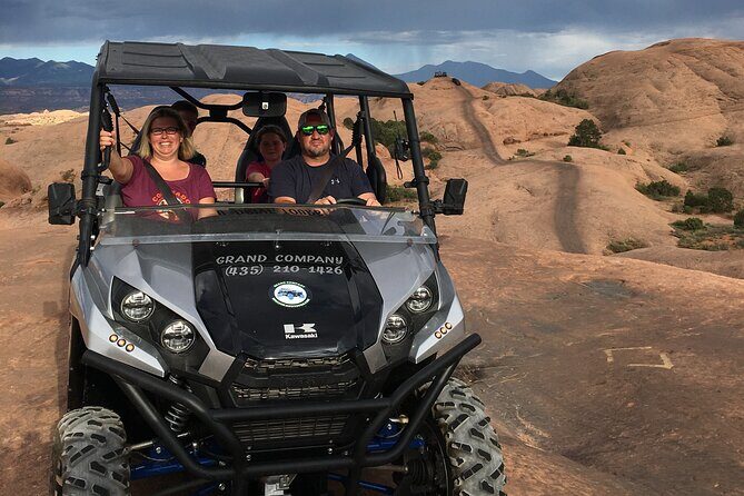 The Best U-Drive Hell's Revenge 4x4 Off Roading Tour from Moab - UTVs and group setup: up to four per machine, maximum 20 overall